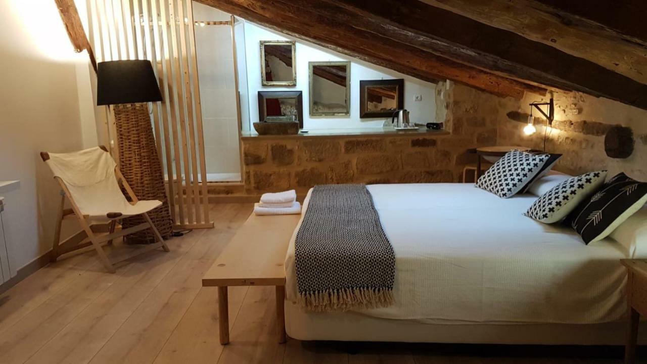 Lastias Valderrobres Buitenkant foto