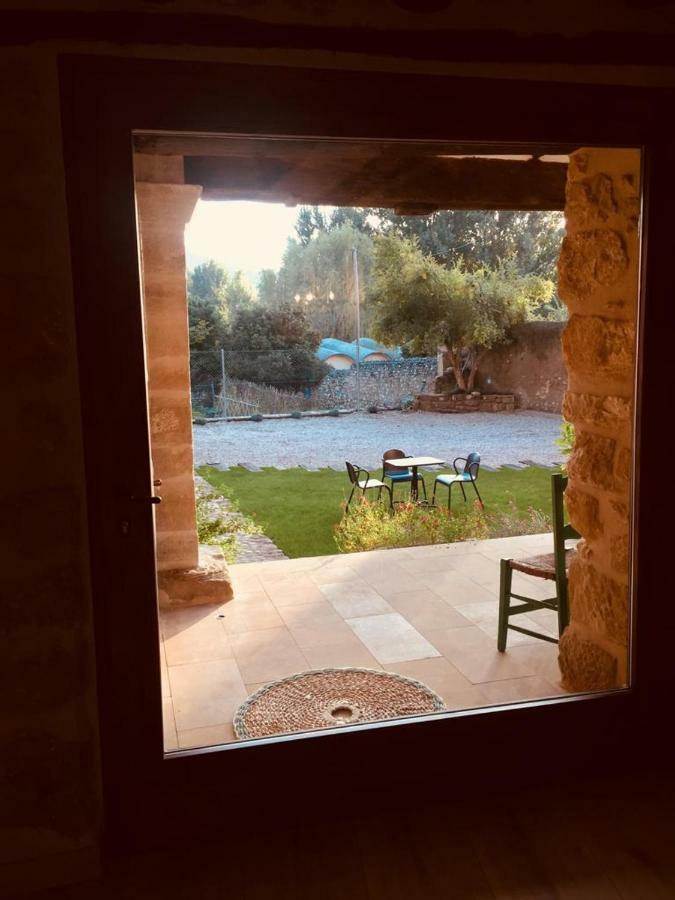 Lastias Valderrobres Buitenkant foto