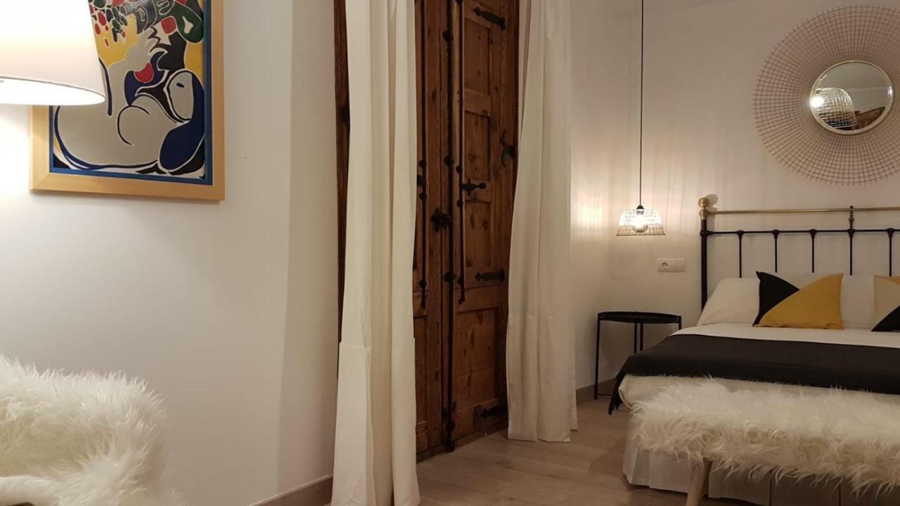 Lastias Valderrobres Buitenkant foto