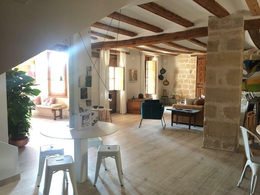 Lastias Valderrobres Buitenkant foto